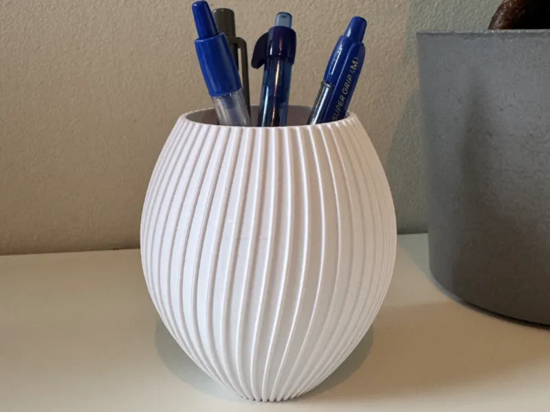 Twisted Ribbed Pencil Holder/Pencil Cup