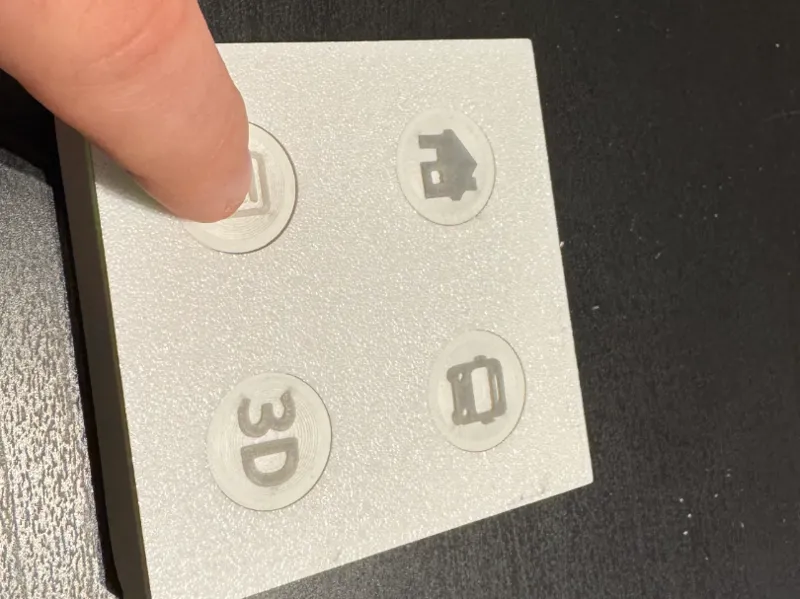 Zigbee 4 Custom Button / ESW-OZAA-EU / TS0044  