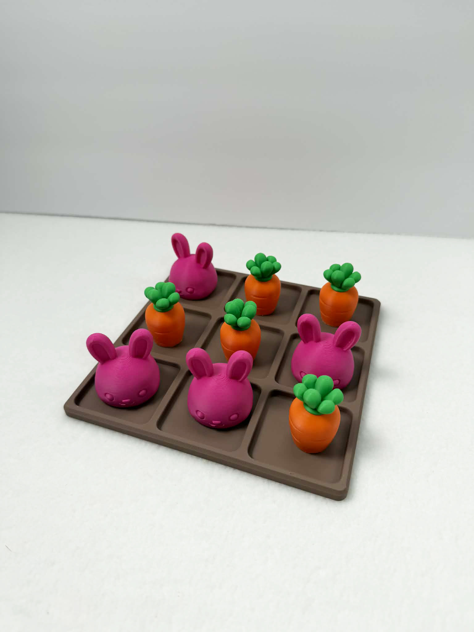 Miniatura 2 do modelo 3D Easter Tic Tac Toe
