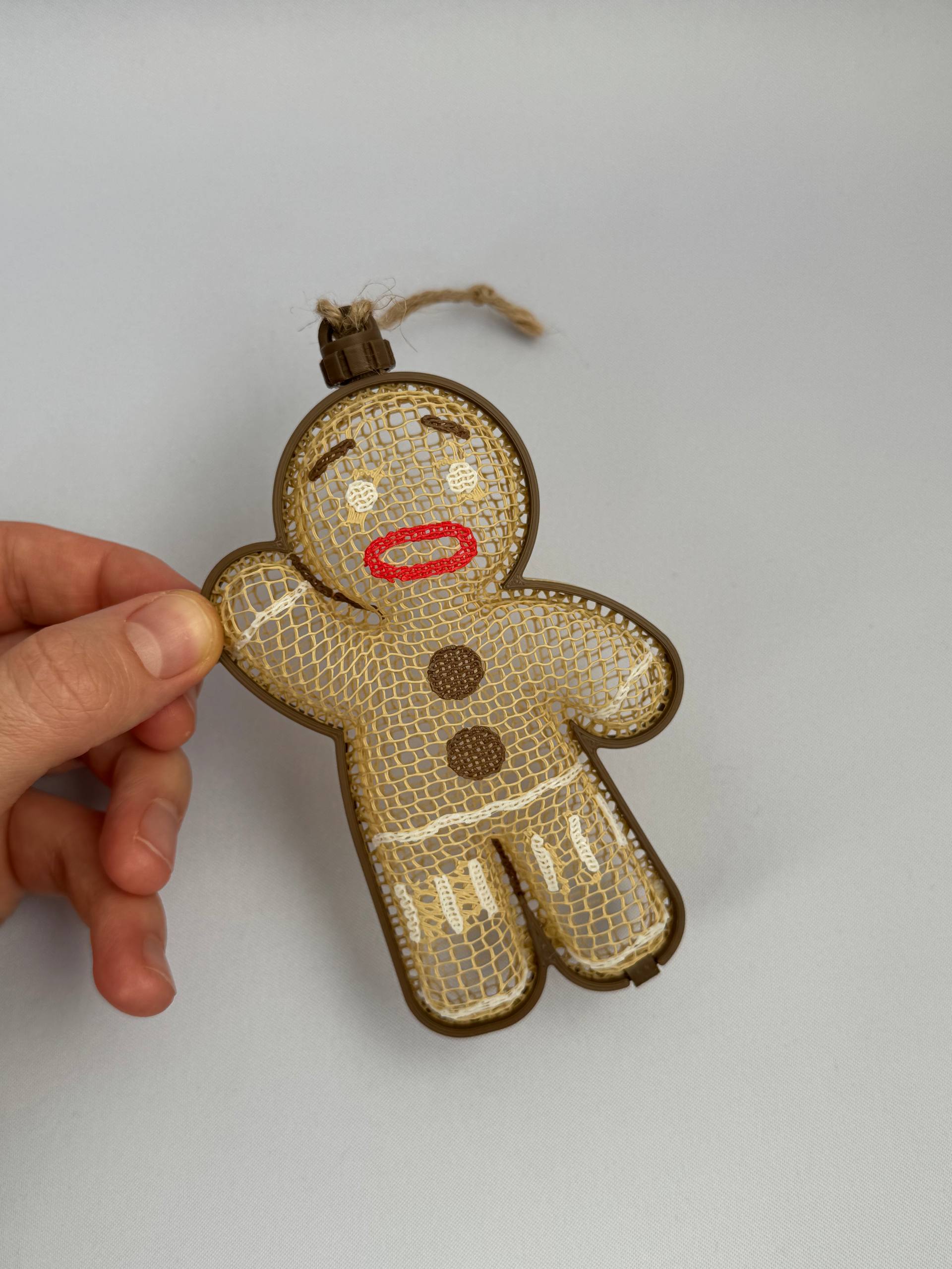 Thermoformed gingerbread man - 1