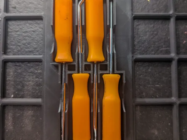 https://makerworld.bblmw.com/makerworld/model/USeee7a03362b705/design/2025-05-23_302bb1a88fe6c8.jpeg