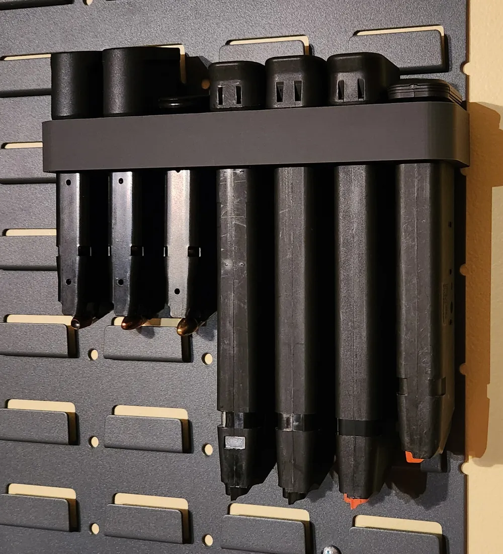 Louvered Panel (SecureIt) Pistol Mag Holder - Free 3D Print Model ...