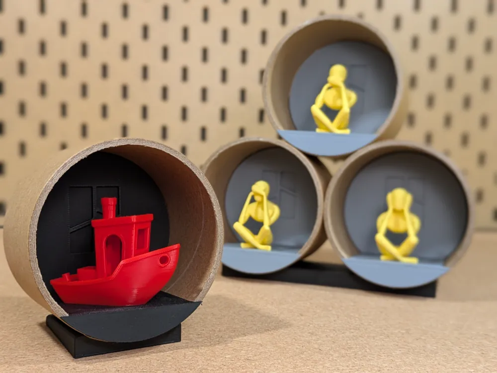 Display stand with cardboard spools - Free 3D Print Model - MakerWorld