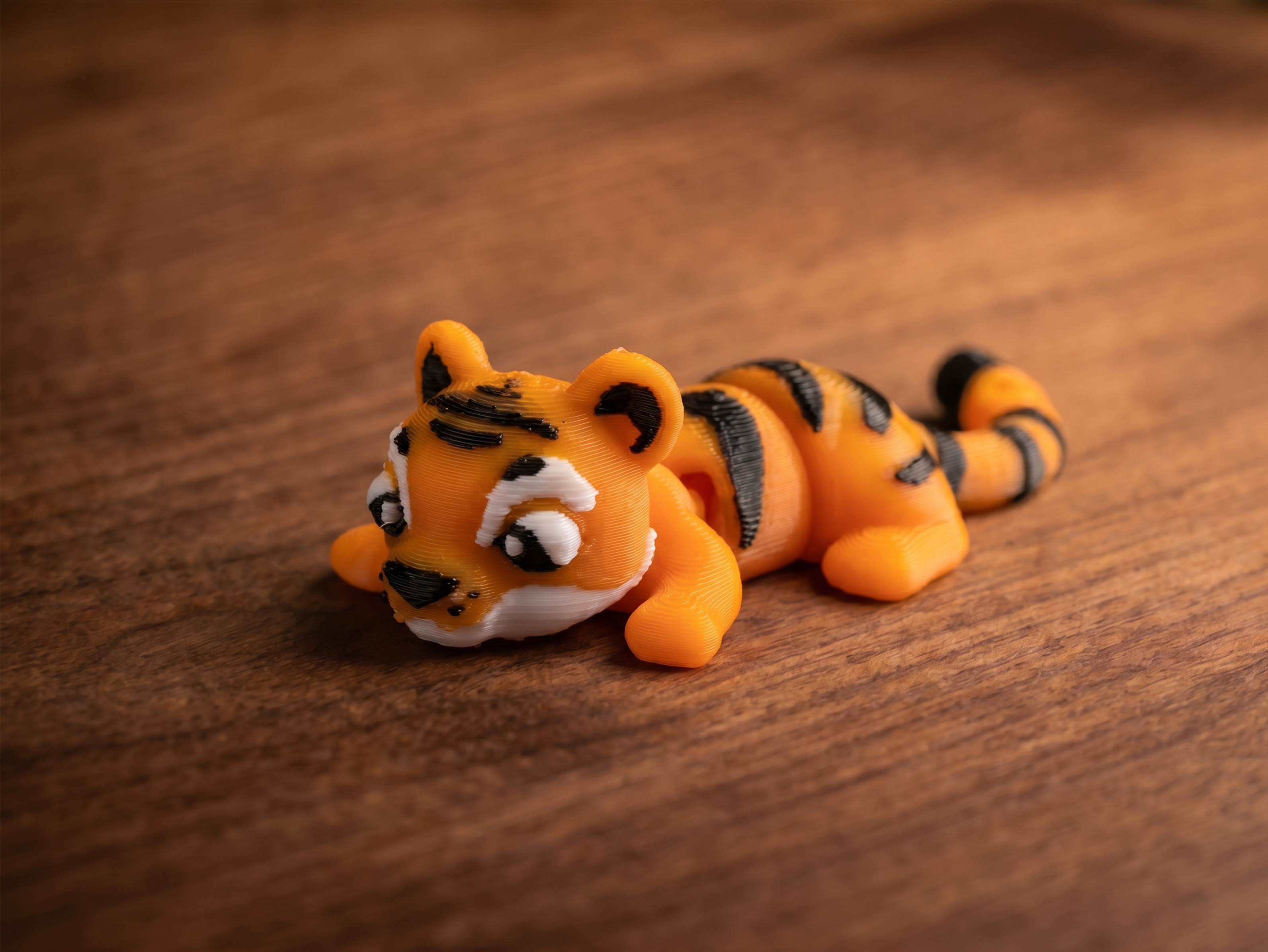 Miniatura 1 do modelo 3D Articulated Tiny Tiger 