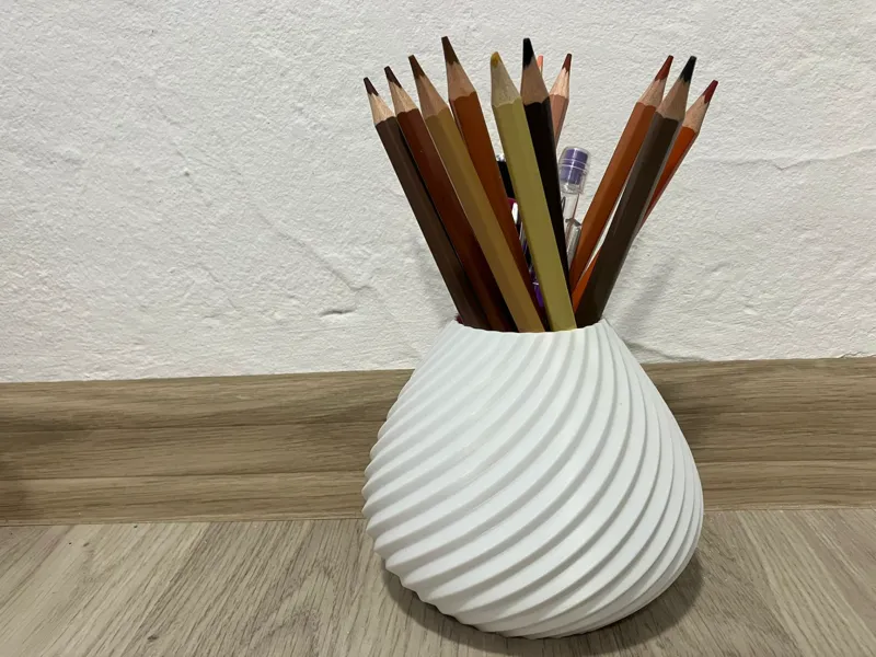 Pen holder