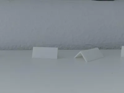 Minimalist Price Tag