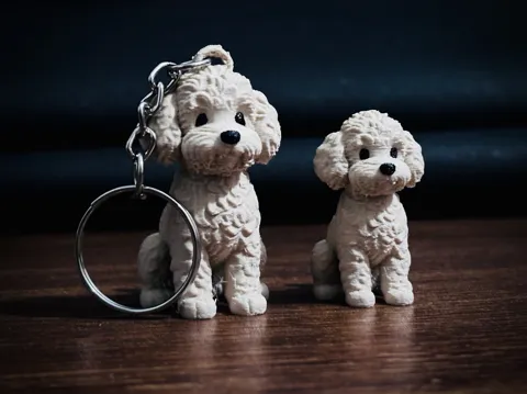 Miniature Poodle: Figurine & Keychain view 2