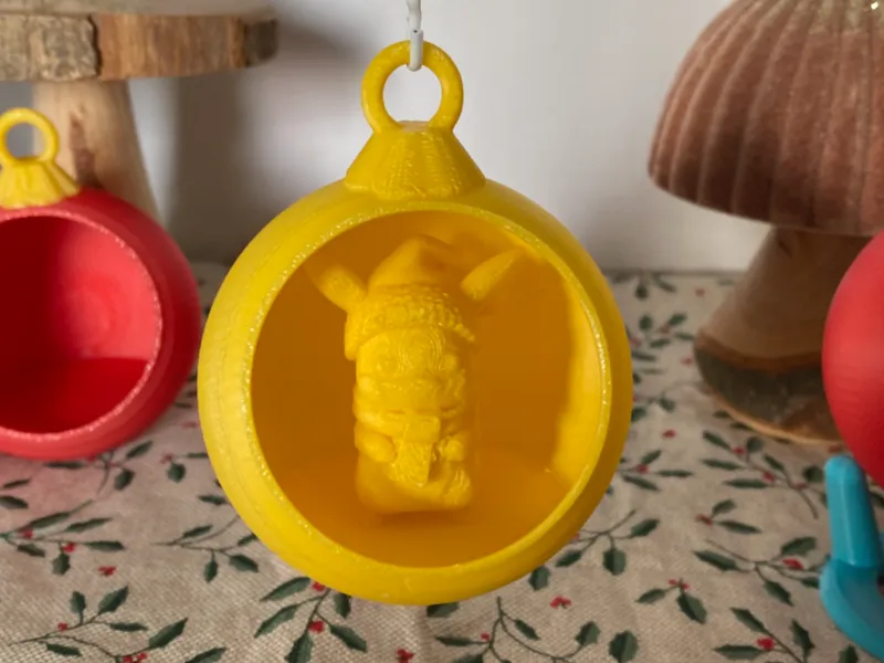 Boule de noël Pikachu Christmas