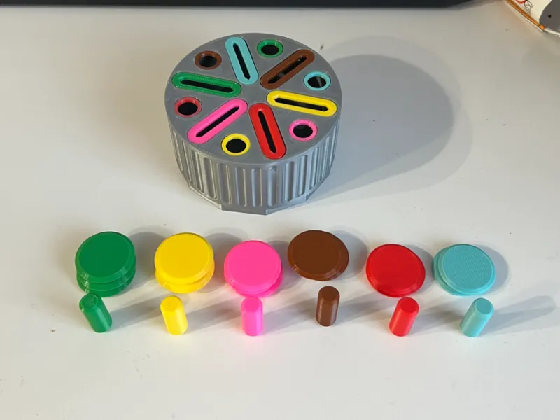 Montessori kids toy