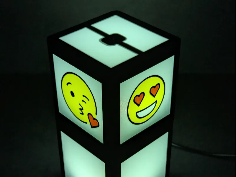 Cubolight – Emoji Edition