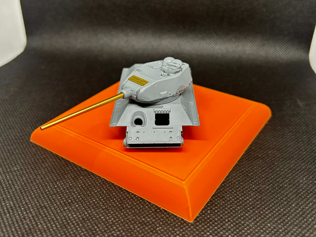 Miniature square base 60-170mm.