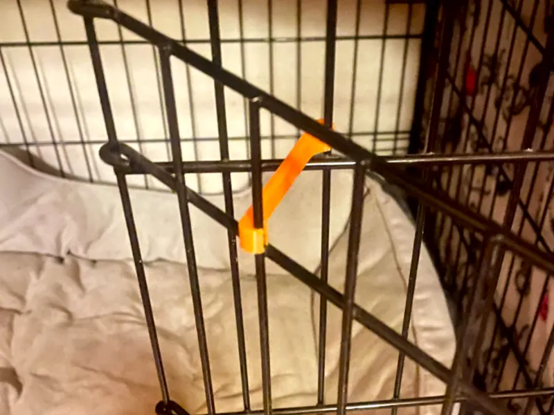 Cage / Kennel Door Clip (v.1)