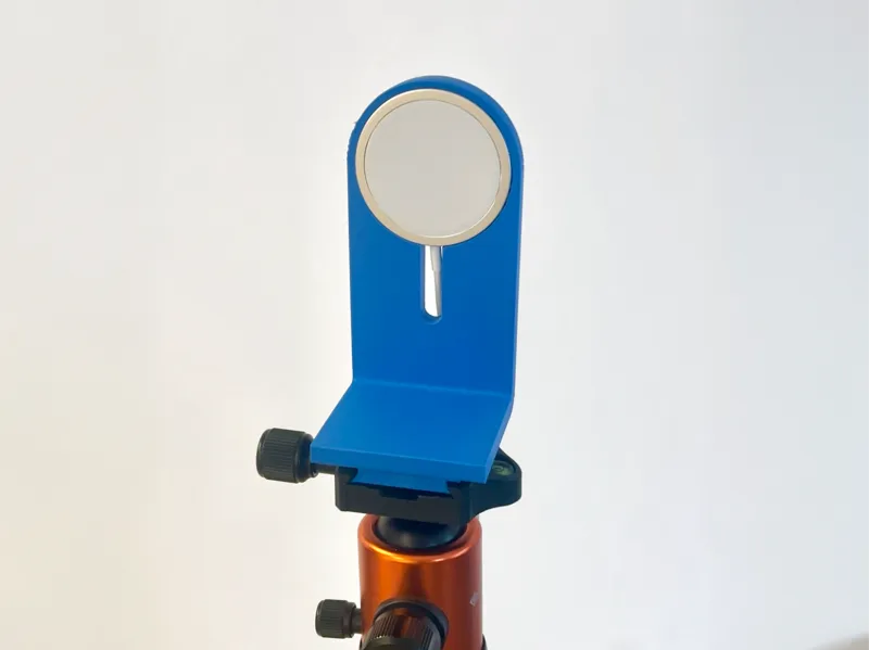 MagSafe compatible iPhone Mount for Tripods