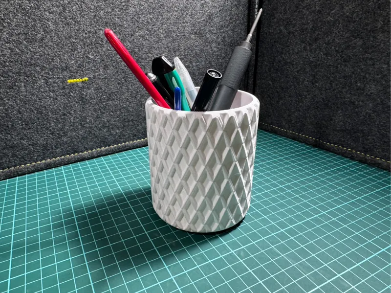 Pen Holder