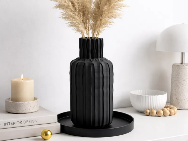 Modern Ribbed Vase 
