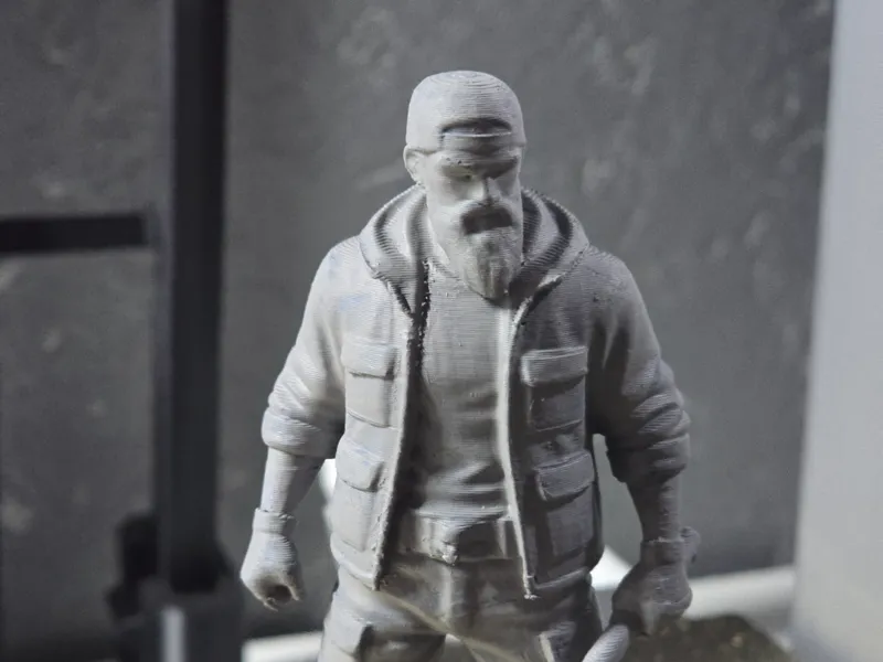 figurine bad ass