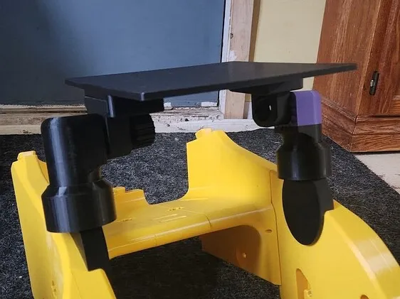 Makegood TMT tray table 