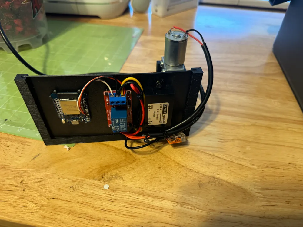Poop Motor Poop Conveyor Motor and Electronics mount - Free 3D Print Model ...