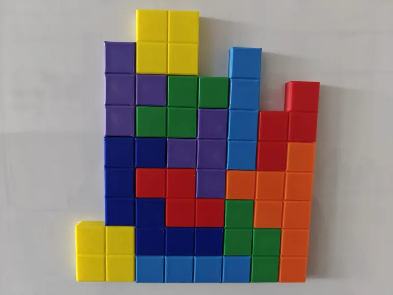 Tetris Magnets with Embedded Magnets