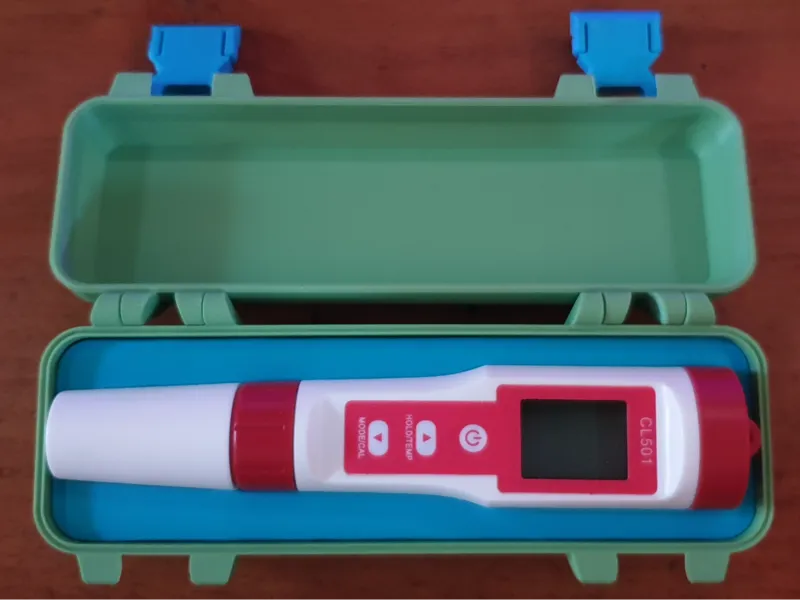 Caja para medidor de PH y Cloro