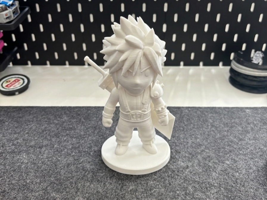 Chibi Cloud Strife | Epic Final Fantasy Statue
