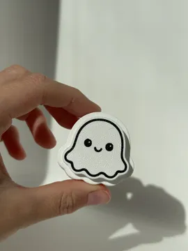 Objeto manipulable: Ghost Clicker — vista de referencia 3