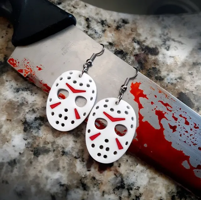 ¡HALLOWEEN JASON EARRING!