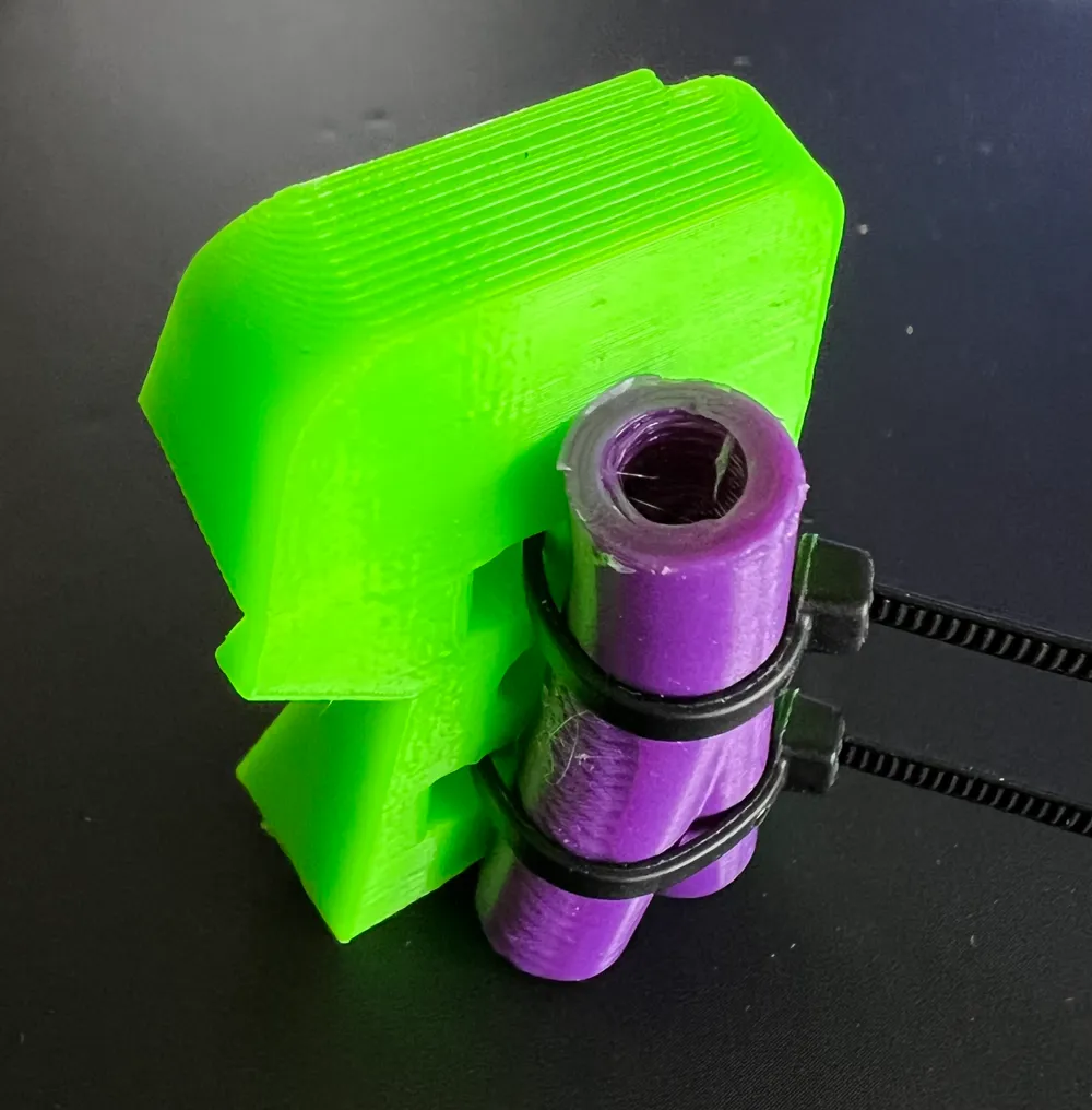 Vector Y Splitter Support for Y-splitters for the side mount by nmonari - MakerWorld
