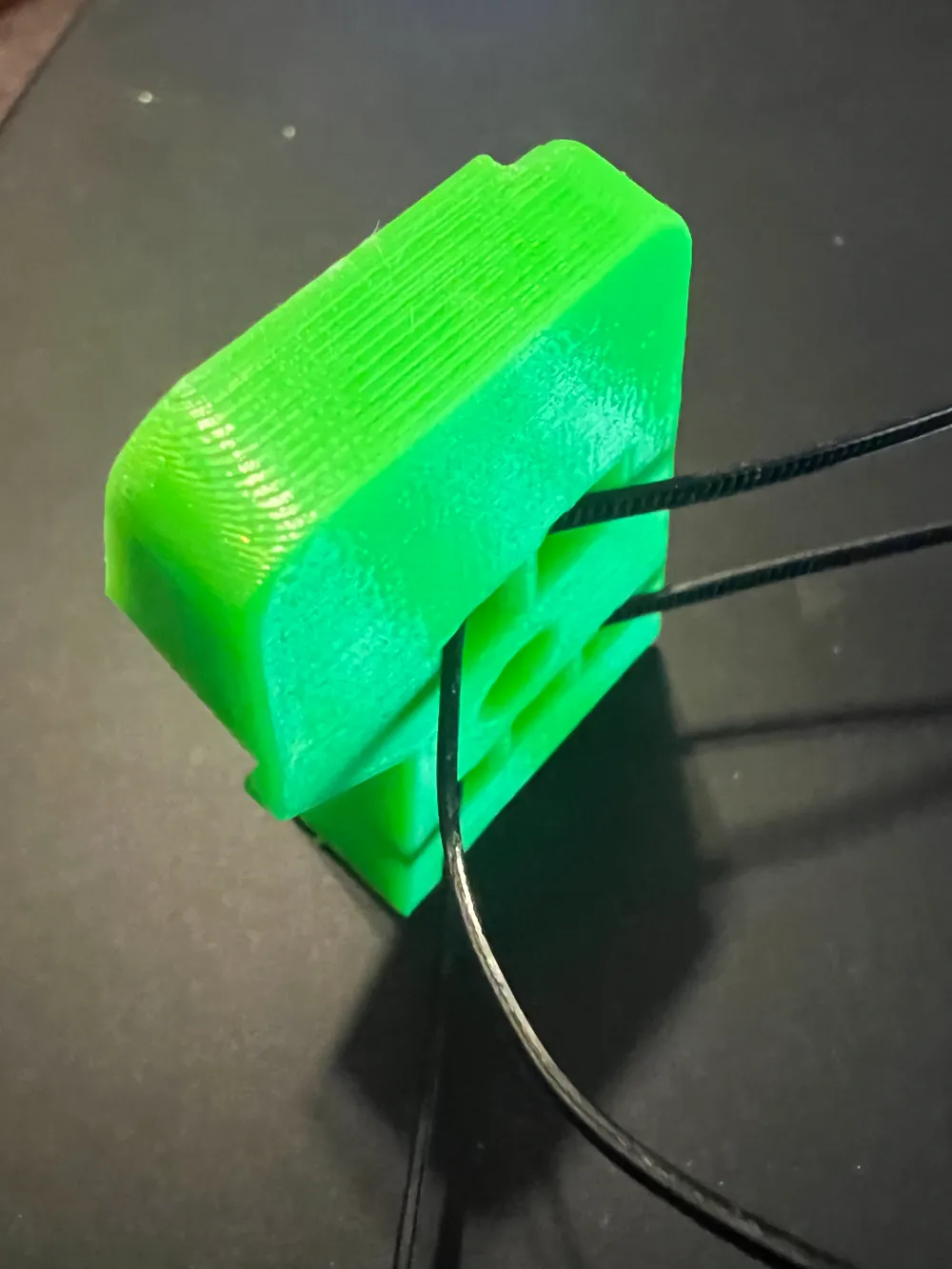 Vector Y Splitter Support for Y-splitters for the side mount by nmonari - MakerWorld