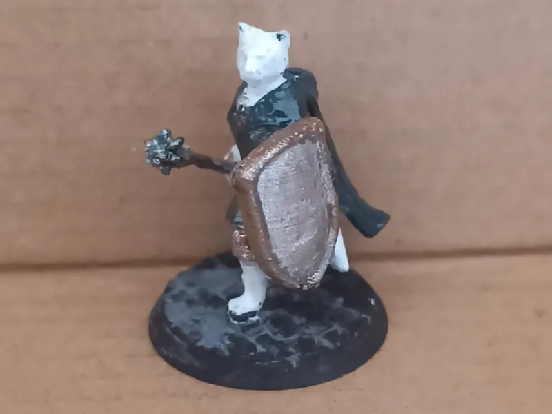 Catfolk / tabaxi miniature