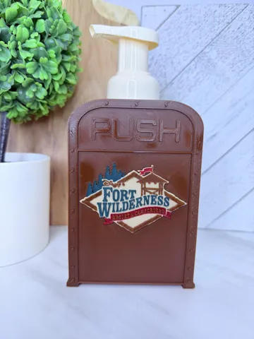 Tapa o cubierta: Interchangeable Cover - Trash Can - Cabins/Camp — vista de referencia 3