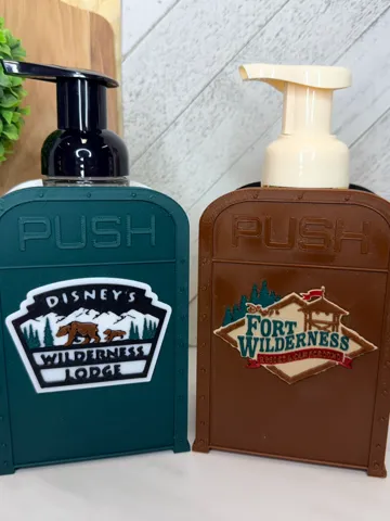 Tapa o cubierta: Interchangeable Cover - Trash Can - Cabins/Camp — vista de referencia 2