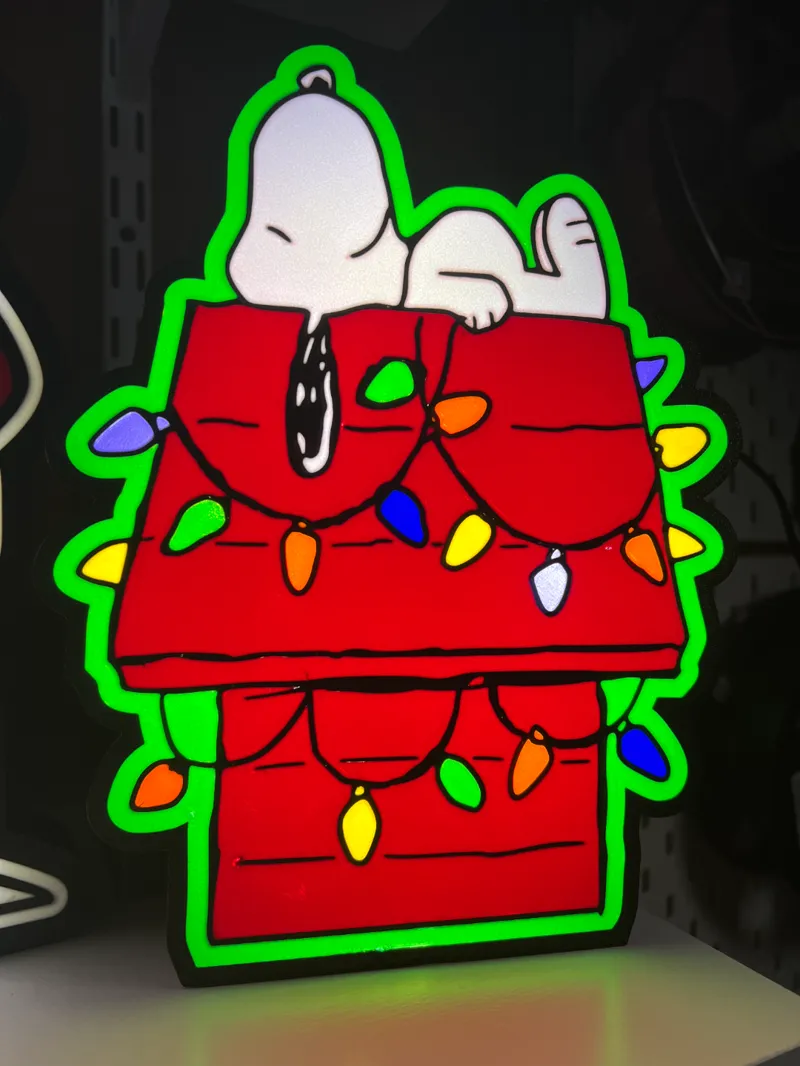Snoopy Christmas Dog House