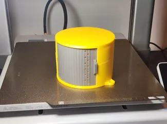 Sliding Door Worm Container