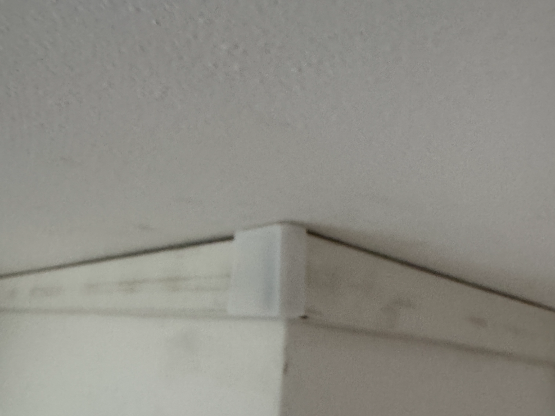 Miniatura 1 do modelo 3D Adjustable Cable Trunking Cover – Universal Corner