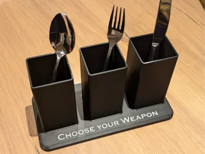 Choose your Weapon Cutlery Organizer