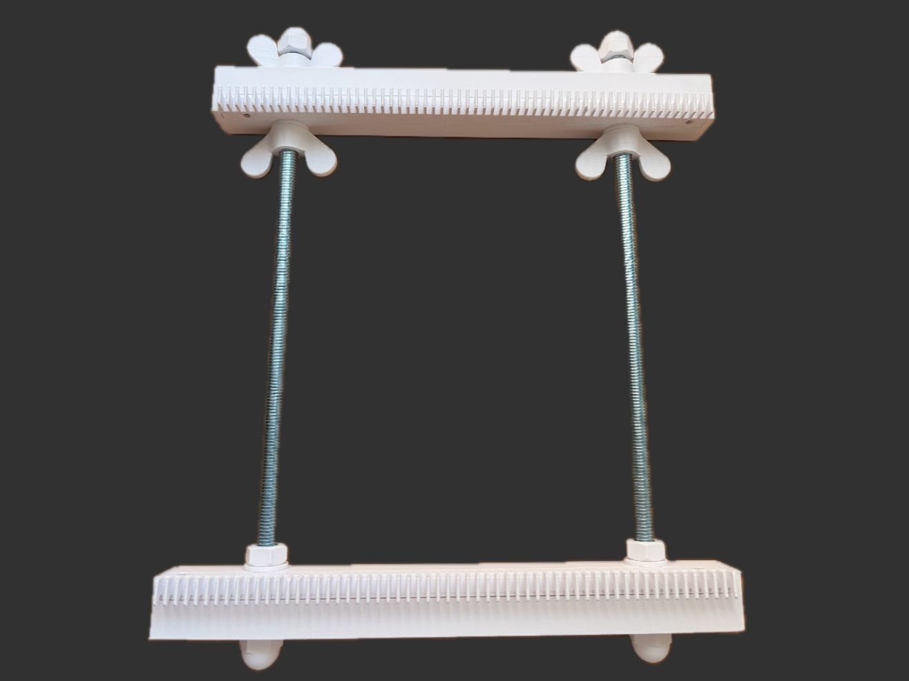 10" pocket loom with modular sett pegs