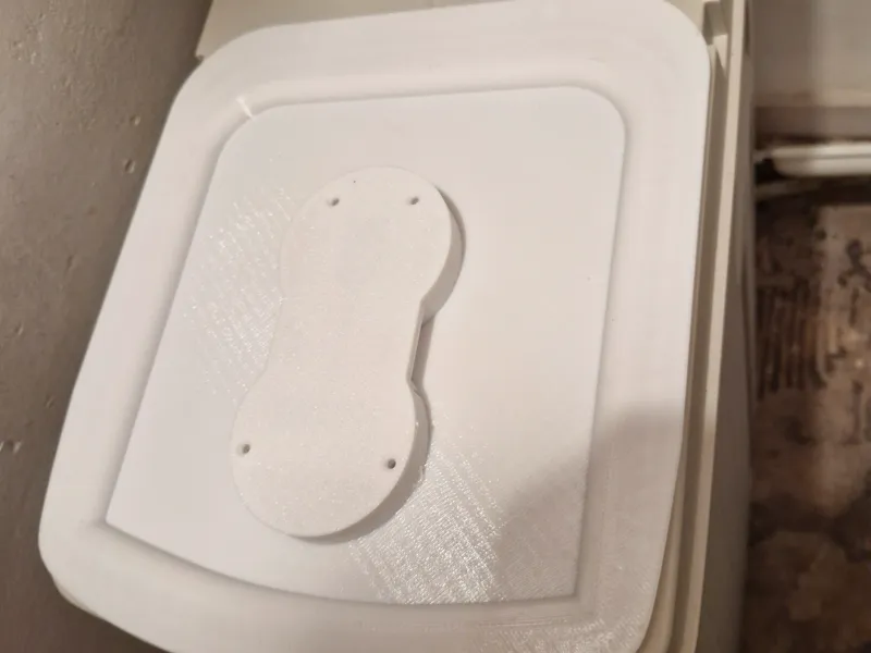 AQMOS R2D2-72 Lid with ESP and level sensor.