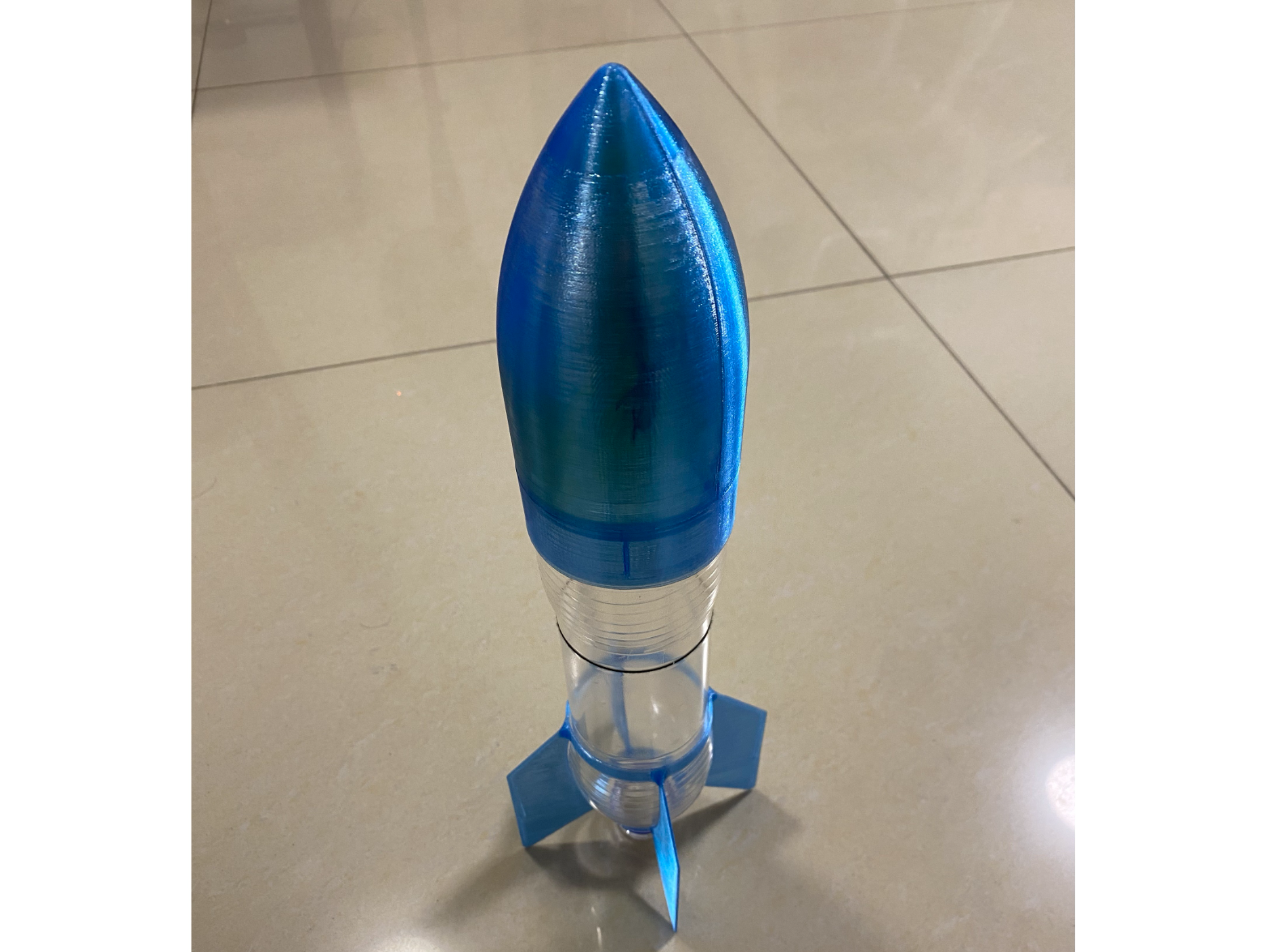 Miniatura 1 do modelo 3D 水火箭