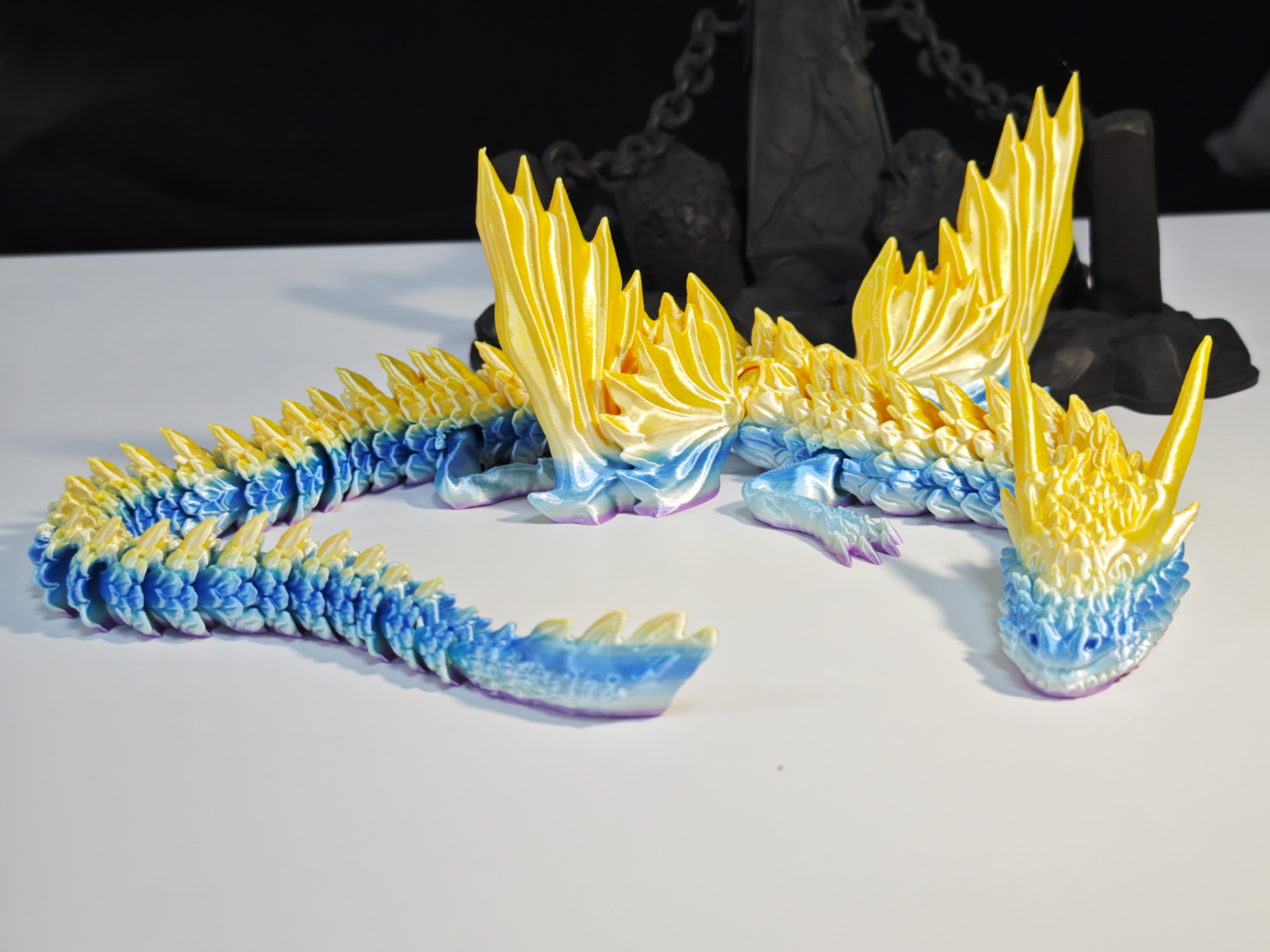 Miniatura 1 do modelo 3D 带翼魔龙-一体打印铰链可动魔龙