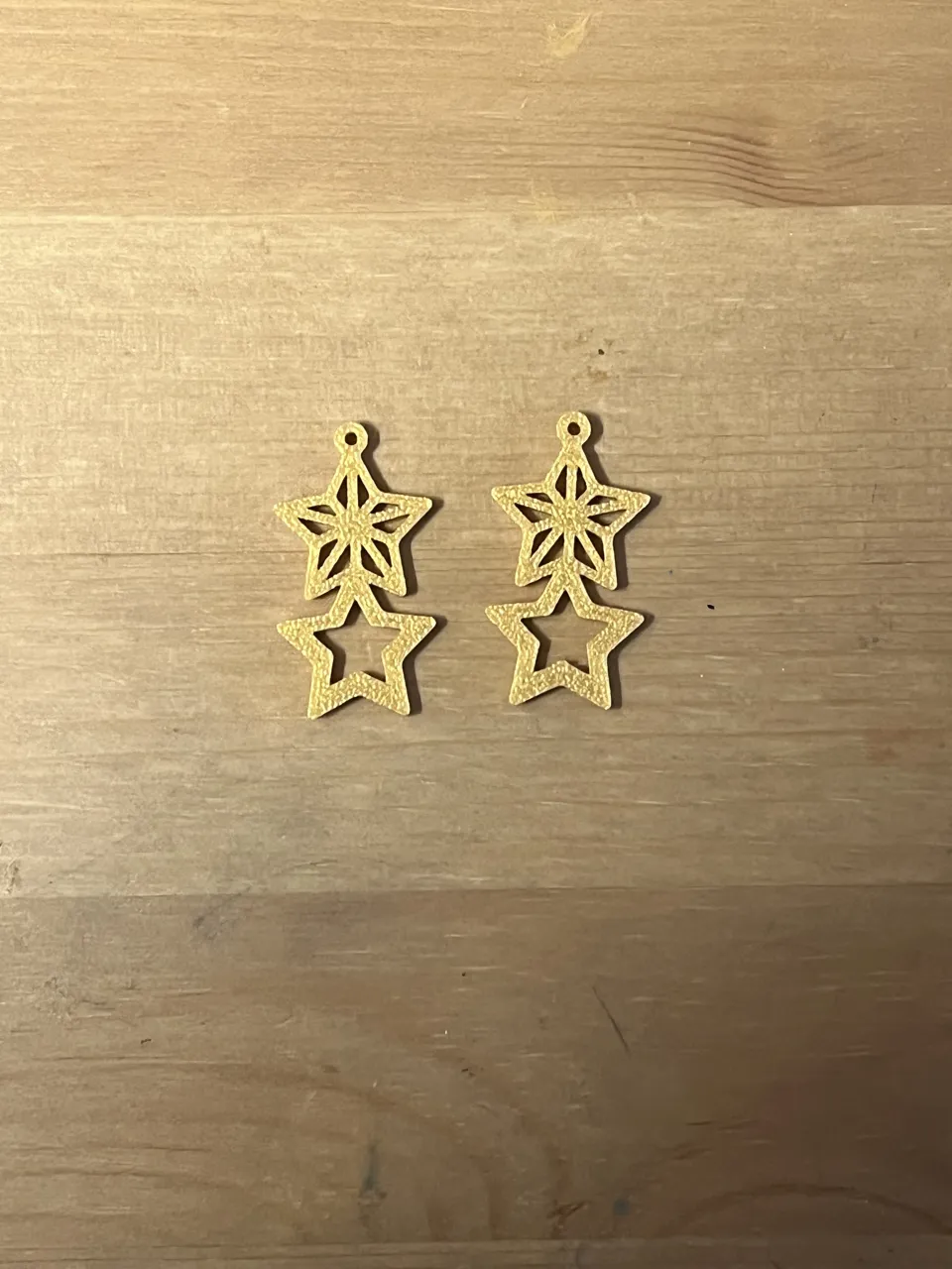 star earrings view 2