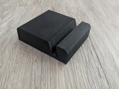 Dutch tile holder