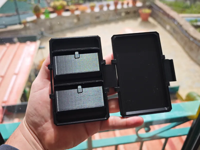 Pocket SD Card Holder SD/MicroSD | Print-in-Place