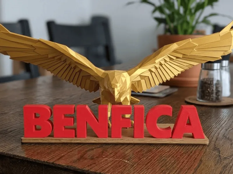 Gold Benfica 3D Statue No AMS Low Poly Eagle SLB 2