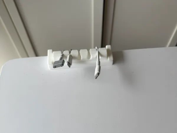 Range-câbles de bureau