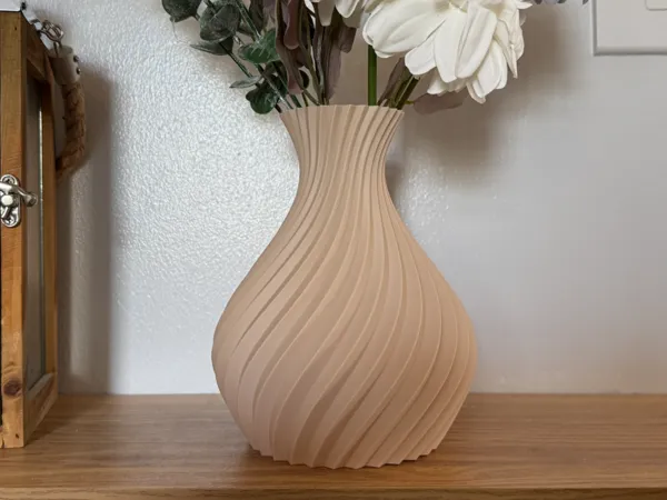 Vase spirale côtelé