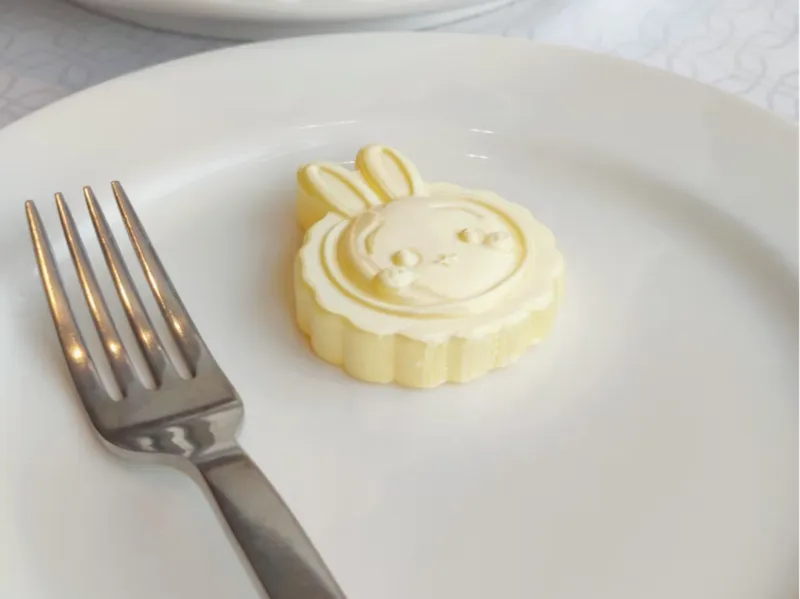 乌萨奇月饼，祝你中秋快乐，乌啦!