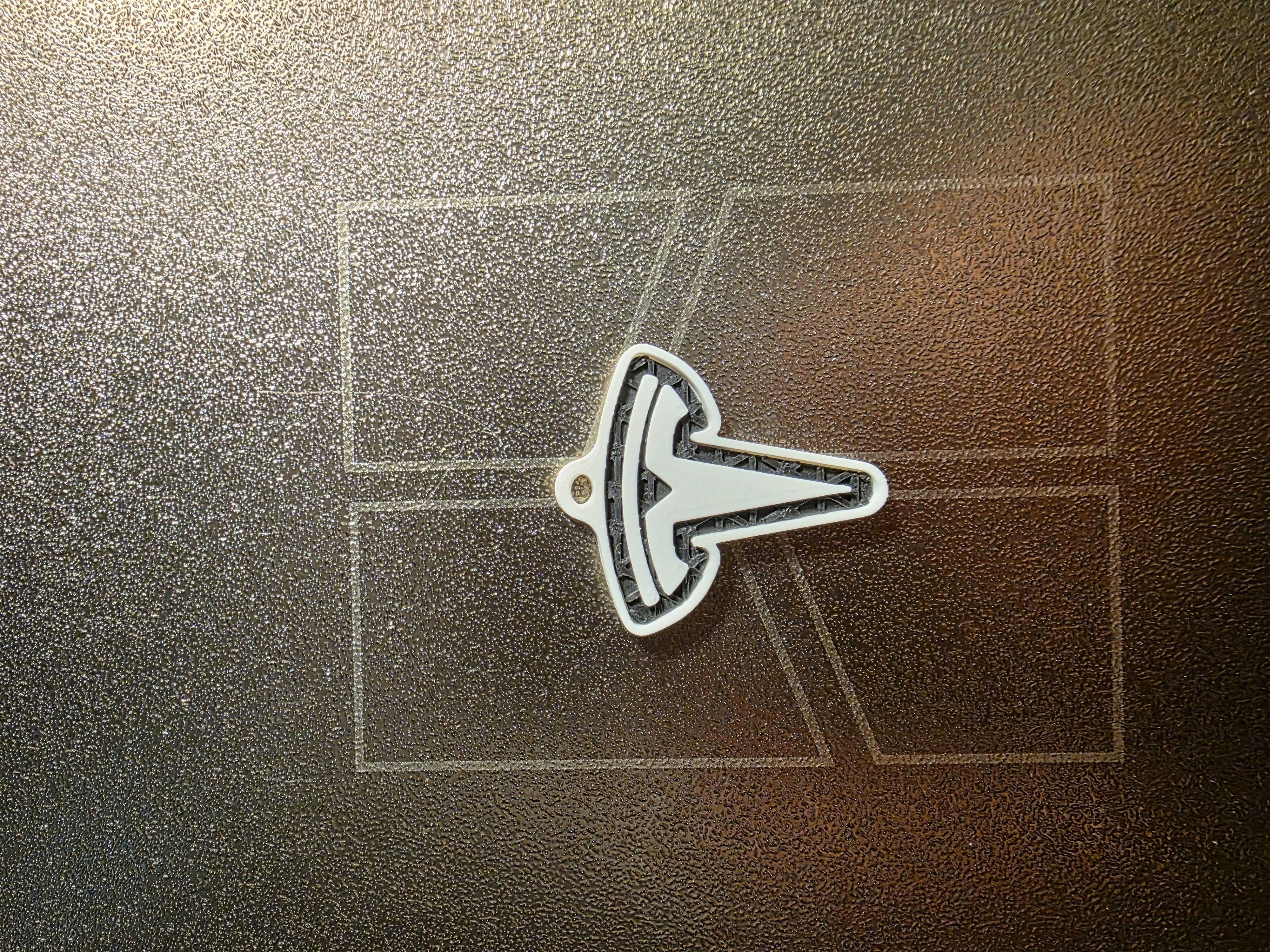 Miniatura 2 do modelo 3D TESLA - Keychain