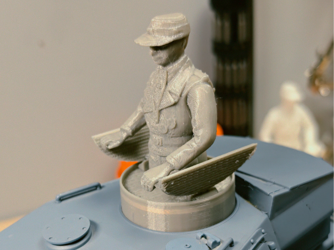 RC Tank German Panzer III Tank Soldier figure
