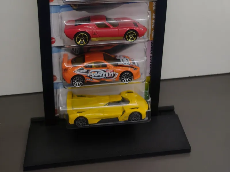 Adjustable cards display for mini cars 1:64